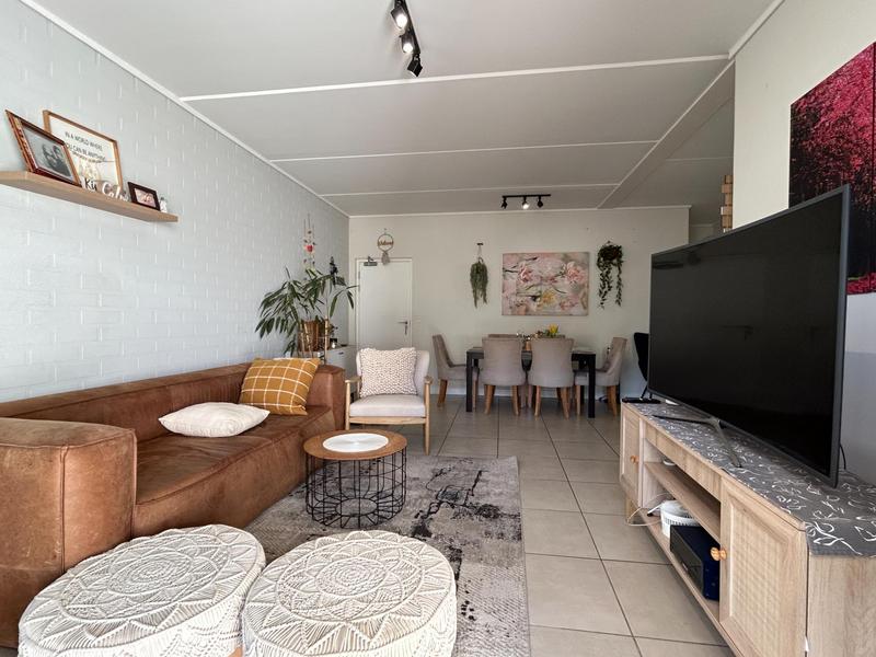 To Let 3 Bedroom Property for Rent in Sandown Western Cape